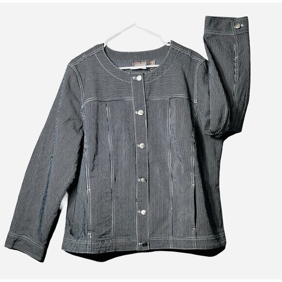 Chicos Top Womens Size L Deep Navy Railroad Stripe Long Sleeve Button Up NWT - Picture 1 of 12